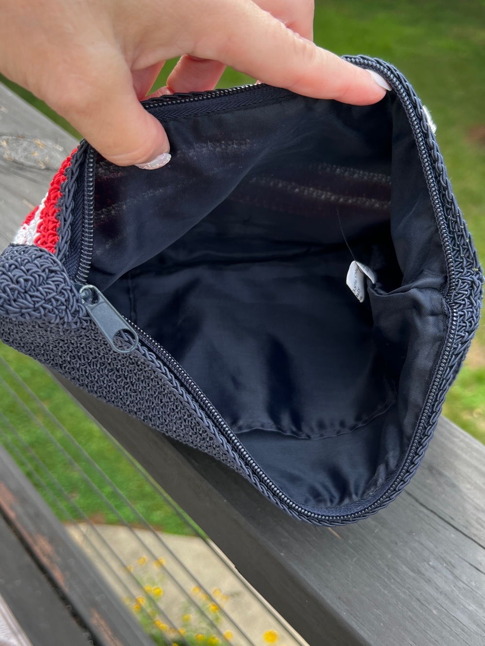 ❤️🤍💙 Brand new American flag crossbody purse fun bag! - Picture 6 of 11
